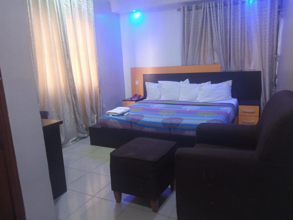 Alluring View Hotel - Toyin Sreet Ikeja Eksteriør bilde